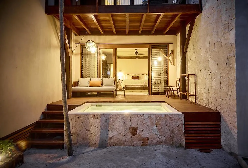 La Zebra Colibri Boutique Hotels 툴룸
